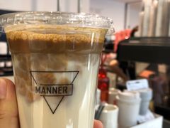 燕麦拿铁-Manner Coffee(芮欧百货店)