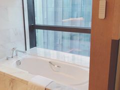 -深圳湾万怡酒店