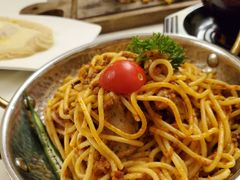 肉酱意大利面-马迭尔德式西餐精酿啤酒屋(中央大街店)