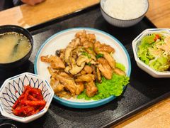 -炼火烤肉店