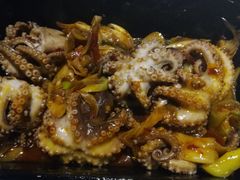 -臻鲜燕海鲜融合餐厅(金陵style店)