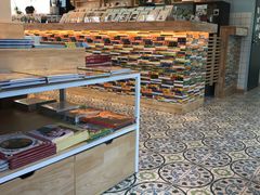 -猫的天空之城概念书店(北戴河蔚蓝海岸店)
