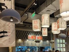 -毛肚向右·川渝毛肚王(经开永旺店)
