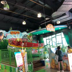 点击看大图 -维佳童话镇演出现场(徐东店)