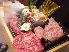 -铭牛烧肉·和牛海鲜自助(高新月牙湖店)