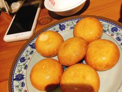 红糖锅盔-炉小二铜锅牛蛙•川湘菜(三里屯店)