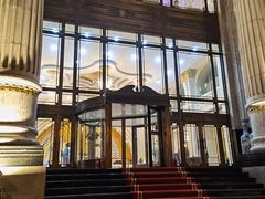 -碧中海汤泉汗蒸酒店