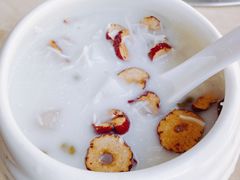 -墨脱石锅椰子鸡•香草鸭•东山羊(大东海店)