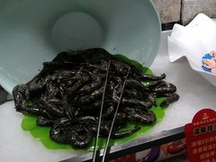 -四囍码头海鲜烧烤自助火锅(外滩南京东路悦荟广场店)