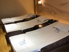 -崇英经络足疗(曲江店)