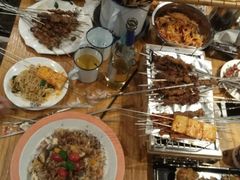 -喝丢一只鞋海鲜烧烤·海肠捞饭(文体街店)