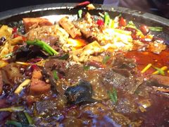 -鸣记脆皮烤鱼·海鲜烤鱼(三八广场店)