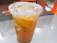 鸭 shi香双喜柠檬-喧闹·东方大气茶(鹅岭二厂店)