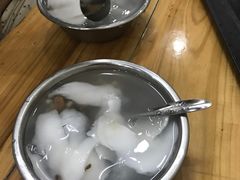 -志龙皇冠吃货椰子铺