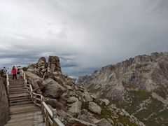 -莲宝叶则景区