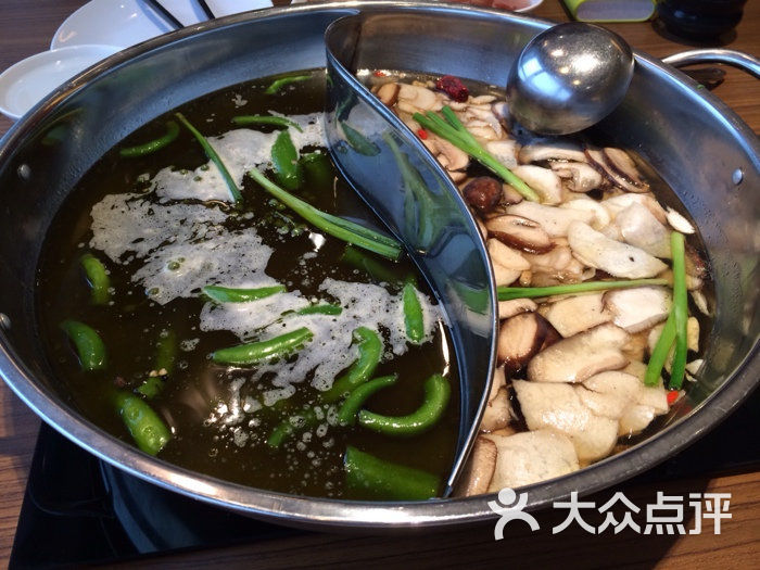 百年老妈火锅(玉凤路店)鸳鸯锅图片 - 第59张