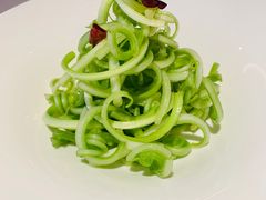 炝拌鲍芹-金海华·悦食东方(苏州中心商场店)