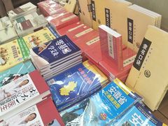 -新华书店(龙湖路店)