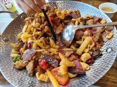 -老唐三下锅 ·张家界地标美食(溪布街店)