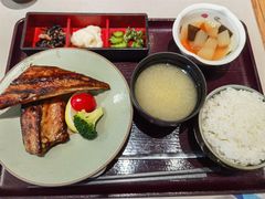 青花鱼一夜干定食-dodonpa.墩墩伐 便当食堂(博华广场店)