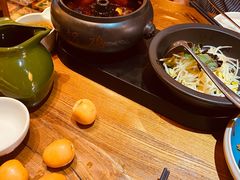 羊肚菌鹿茸菇汽锅鸡-云海肴·汽锅鸡·云南代表菜(天津国金汇店)