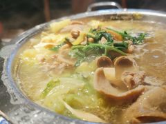 -川流不息·地道川菜·小龙虾(新松江路店)