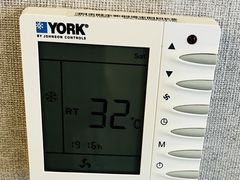 -上海龙之梦万丽酒店