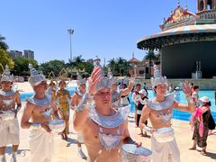 -乐华城·88度温泉乐园