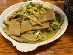 碗坨-青英餐厅
