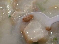 招牌艇仔粥-点都德(汇盈广场店)