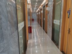 -上海仁爱医院口腔科 · 种植