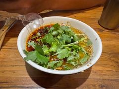 特色酸辣粉小料-万记麻辣烫国展总店