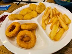 -汽车博物馆主题餐厅