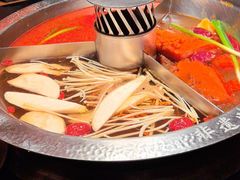 -晓宇重庆火锅(西安荟聚店)
