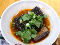 老长沙臭豆腐-呷佬·长沙手工米粉(金沙江路店)