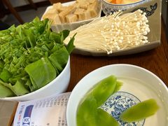 -楼外楼大刀肉传统火锅居(繁荣路店)