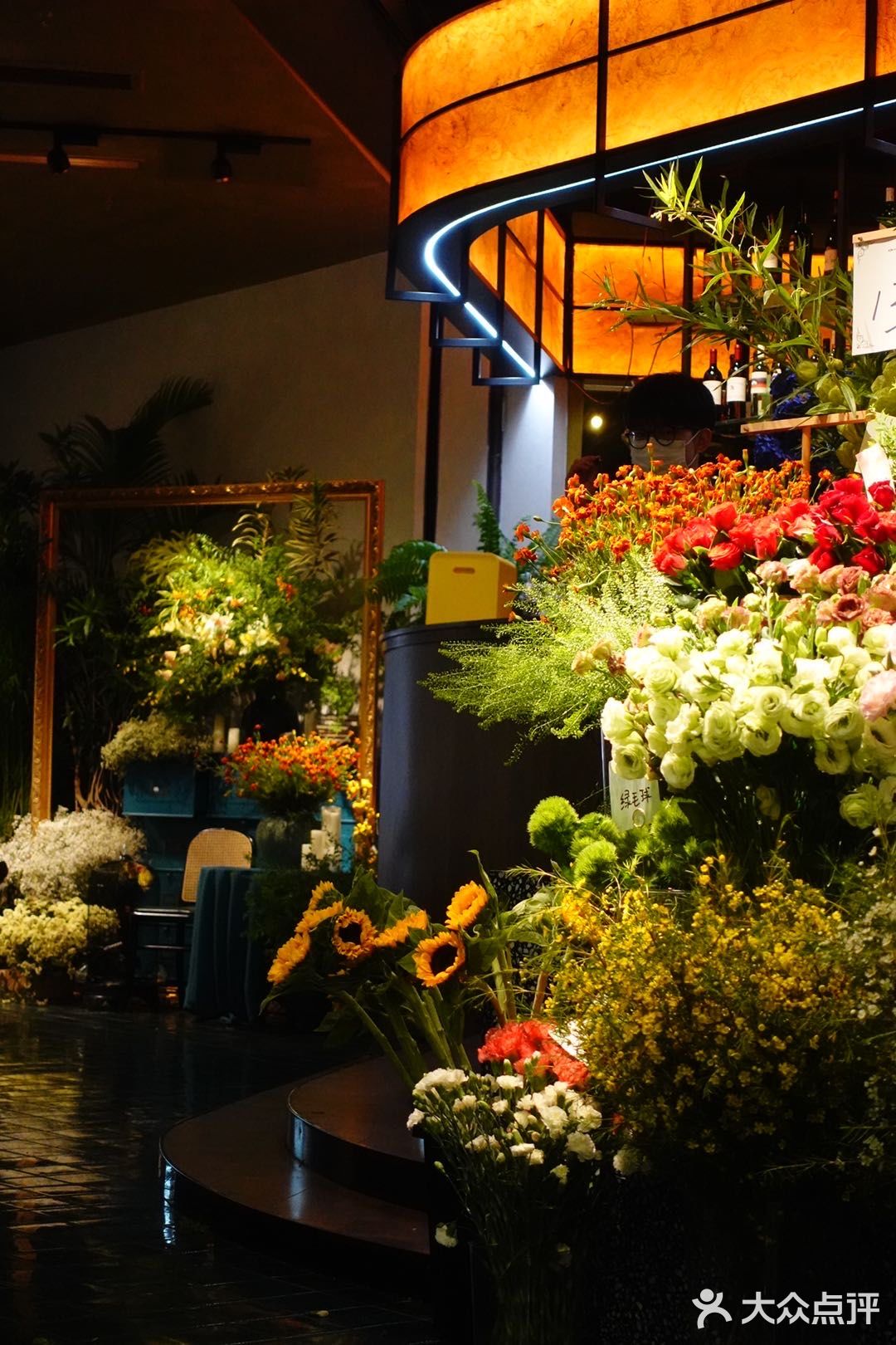 莫奈花园般绝美梦幻餐厅美哭