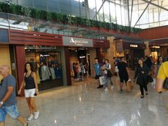 -东荟城名店仓