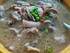 -溢心园香河肉饼总店
