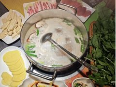 -四季喧黔味豆米火锅(万达广场店)