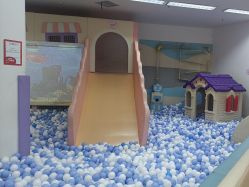 -孩子王童乐园(西安万象城店)