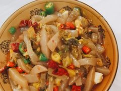 -乡土特色.冷锅鱼.牦牛肉汤锅