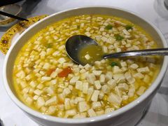 蟹黄烩豆腐-万荣烤鸭店·北京菜(天坛店)