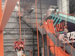 -极限PLAY运动娱乐新世界·团建派对潮玩休闲馆·室内蹦极高空游乐园