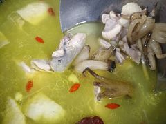 -鲁朗边巴次仁农家石锅