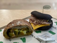 贝贝南瓜芝士香蒜鸡-PAOPAO Bakery&Café(港汇店)