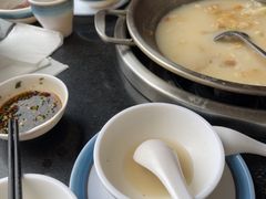 -老来福·非遗酸汤兔(凯旋路店)