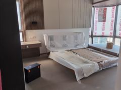 -成都崇州华浔品味装饰集团