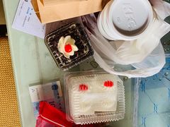 -红宝石·鲜奶小方·海派西点房(金杨店)