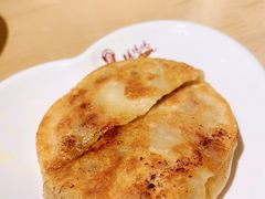 牛庄圆葱馅饼-杨妈妈粥店(华山路店)